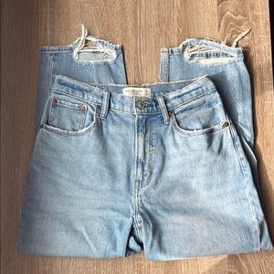 Abercrombie & Fitch Ultra High Rise Jeans
